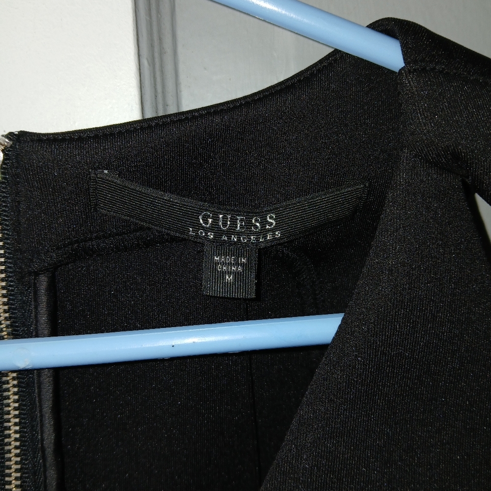 NWT GUESS Scuba Cutout Crop Top M NWT - Picture 13 of 15